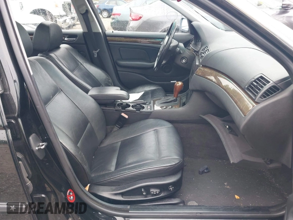 2000 BMW 3 Series 328i with VIN WBAAM5341YFR17507, listed as a IAAI auction lot 42434564 with 137,424 mi miles and . Bid and sale history available at DreamBid. Image 5.