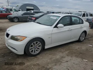 2007 BMW 3 Series 328i z VIN WBAVA37577NL15653, wystawiony jako Copart lot #58705125 z przebiegiem 189 255 mil mil oraz Szkoda całkowita • Salvage title. Historia ofert i sprzedaży dostępna na DreamBid. Obrazek 1.