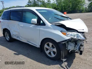 2020 Toyota Sienna LE Auto Access Seat с VIN 5TDKZ3DCXLS059272, выставлен на аукционе IAAI как лот 42279808 с пробегом Не указан миль и . История ставок и продаж доступна на DreamBid. Изображение 1.