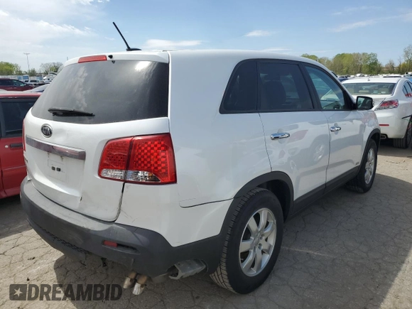 2013 Kia Sorento LX with VIN 5XYKTCA64DG321804, listed as a Copart auction lot 49775624 with 91,047 mi miles and Salvage Title. Bid and sale history available at carsss.com. Image 3.