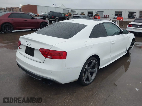 2015 Audi S5 Premium Plus with VIN WAUCGAFR0FA060672, listed as a IAAI auction lot 41183272 with 123,231 mi miles. Bid and sale history available at carsss.com. Image 4.