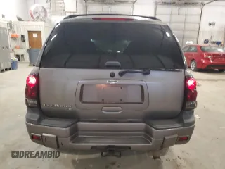 2006 Chevrolet TrailBlazer LS with VIN 1GNDT13S262247682, listed as a Copart auction lot 53129655 with 165,576 mi miles and Clean Title. Bid and sale history available at carsss.com. Image 6.