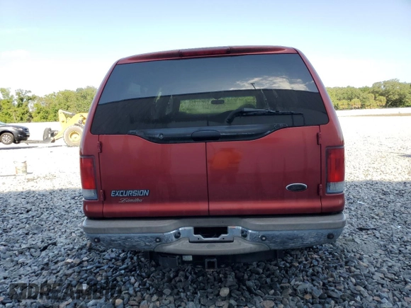2001 Ford Excursion Limited z VIN 1FMNU42S61EB75207, wystawiony jako Copart lot #54354315 z przebiegiem 187 911 mil mil oraz Szkoda całkowita • Salvage title. Historia ofert i sprzedaży dostępna na DreamBid. Obrazek 6.