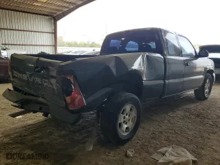 2003 Chevrolet Silverado 1500 LS with VIN 2GCEC19X531299951, listed as a Copart auction lot 81747724 with 207,011 mi miles and Salvage Title. Bid and sale history available at carsss.com. Image 3.