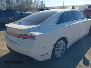 2013 Lincoln MKZ with VIN 3LN6L2G98DR805036, listed as a IAAI auction lot 40981671 with 121,079 mi miles and . Bid and sale history available at DreamBid. Image 4.
