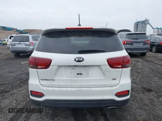 2019 Kia Sorento LX with VIN 5XYPGDA37KG523653, listed as a IAAI auction lot 41231464 with 51,268 mi miles. Bid and sale history available at carsss.com. Image 16.