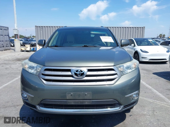 2013 Toyota Highlander Limited z VIN 5TDYK3EH6DS108655, wystawiony jako IAAI lot #42161375 z przebiegiem 138 670 mil mil oraz . Historia ofert i sprzedaży dostępna na DreamBid. Obrazek 12.