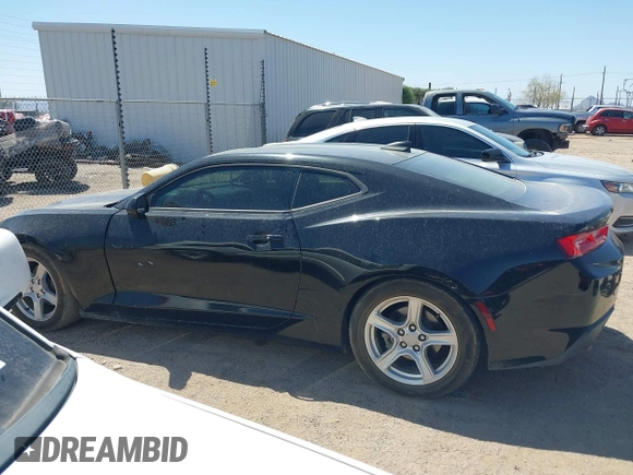 2018 Chevrolet Camaro 1LT with VIN 1G1FB1RS2J0136039, listed as a IAAI auction lot 42001499 with 119,129 mi miles and . Bid and sale history available at DreamBid. Image 14.