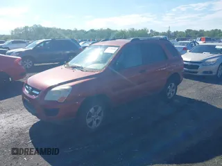 2009 Kia Sportage LX with VIN KNDJF724197557984, listed as a IAAI auction lot 42195204 with 260,080 mi miles and . Bid and sale history available at carsss.com. Image 2.