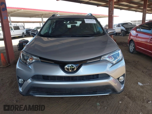 2018 Toyota RAV4 XLE with VIN 2T3WFREV5JW426314, listed as a IAAI auction lot 42075341 with 69,862 mi miles. Bid and sale history available at carsss.com. Image 12.