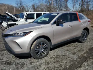 2022 Toyota Venza LE with VIN JTEAAAAH2NJ103574, listed as a Copart auction lot 50003945 with 12,180 mi miles and Salvage Title. Bid and sale history available at carsss.com. Image 1.