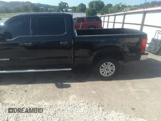 2018 Ford F-250 XL with VIN 1FT7W2BT9JEC40281, listed as a IAAI auction lot 36924236 with 107,612 mi miles and . Bid and sale history available at DreamBid. Image 14.
