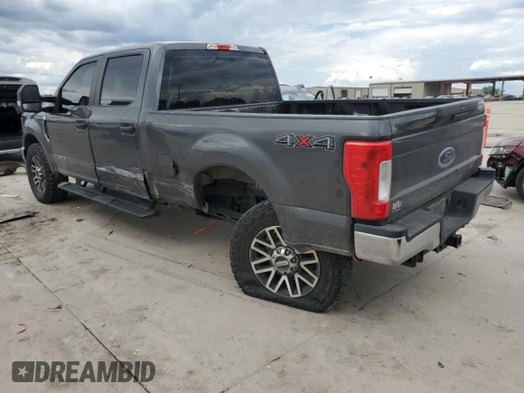 2018 Ford F-250 XL z VIN 1FT7W2BT6JEC77708, wystawiony jako Copart lot #56562595 z przebiegiem 141 567 mil mil oraz Szkoda całkowita • Salvage title. Historia ofert i sprzedaży dostępna na DreamBid. Obrazek 2.