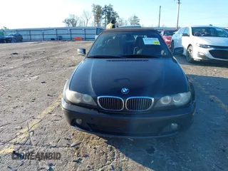 2004 BMW 3 Series 325Ci with VIN WBABW33414PL34071, listed as a IAAI auction lot 41594181 with 207,483 mi miles. Bid and sale history available at carsss.com. Image 12.