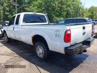 2011 Ford F-250 XL with VIN 1FT7X2B61BEB17857, listed as a IAAI auction lot 42558817 with 161,205 mi miles and . Bid and sale history available at DreamBid. Image 3.