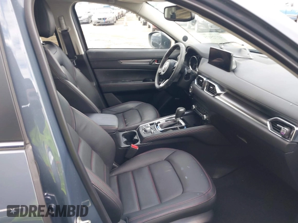 2024 Mazda CX-5 2.5 S Preferred Package with VIN JM3KFBCL8R0491768, listed as a IAAI auction lot 41725175 with 3,691 mi miles. Bid and sale history available at carsss.com. Image 5.
