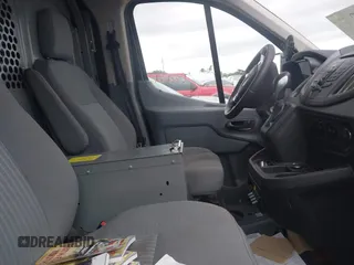 2018 Ford Transit with VIN 1FTYE1YM9JKA11568, listed as a IAAI auction lot 40266413 with 126,294 mi miles and . Bid and sale history available at DreamBid. Image 5.