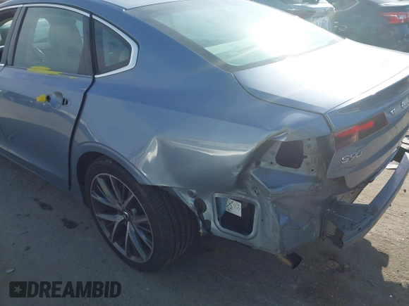 2018 Volvo S90 Momentum z VIN LVY982AK0JP007222, wystawiony jako IAAI lot #42024457 z przebiegiem 134 281 mil mil oraz . Historia ofert i sprzedaży dostępna na DreamBid. Obrazek 17.