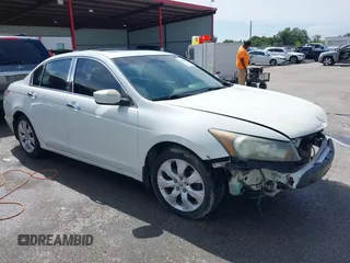 2010 Honda Accord EX-L z VIN 5KBCP3F83AB006001, wystawiony jako IAAI lot #42720886 z przebiegiem 148 629 mil mil oraz . Historia ofert i sprzedaży dostępna na DreamBid. Obrazek 1.