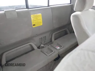 2005 Toyota Tacoma PreRunner z VIN 5TETU62N15Z003087, wystawiony jako IAAI lot #42119880 z przebiegiem 131 276 mil mil oraz . Historia ofert i sprzedaży dostępna na DreamBid. Obrazek 8.