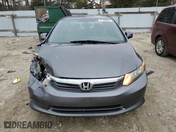 2012 Honda Civic LX z VIN 2HGFB2F59CH312046, wystawiony jako Copart lot #47198965 z przebiegiem 230 415 mil mil oraz Szkoda całkowita • Salvage title. Historia ofert i sprzedaży dostępna na DreamBid. Obrazek 5.