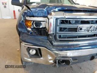 2015 GMC Sierra 1500 SLE z VIN 1GTV2UECXFZ442198, wystawiony jako IAAI lot #42022177 z przebiegiem 118 887 mil mil oraz . Historia ofert i sprzedaży dostępna na DreamBid. Obrazek 1.