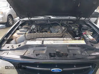 1997 Ford Explorer z VIN 1FMCU24X6VUC49032, wystawiony jako IAAI lot #42238646 z przebiegiem 241 012 mil mil oraz . Historia ofert i sprzedaży dostępna na DreamBid. Obrazek 10.