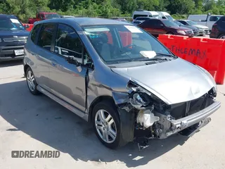2007 Honda Fit Sport z VIN JHMGD38607S022249, wystawiony jako IAAI lot #42306807 z przebiegiem 101 422 mil mil oraz . Historia ofert i sprzedaży dostępna na DreamBid. Obrazek 1.