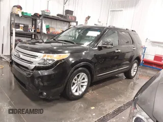 2013 Ford Explorer XLT with VIN 1FM5K7D83DGA07784, listed as a IAAI auction lot 41864249 with 324,305 mi miles and . Bid and sale history available at DreamBid. Image 2.