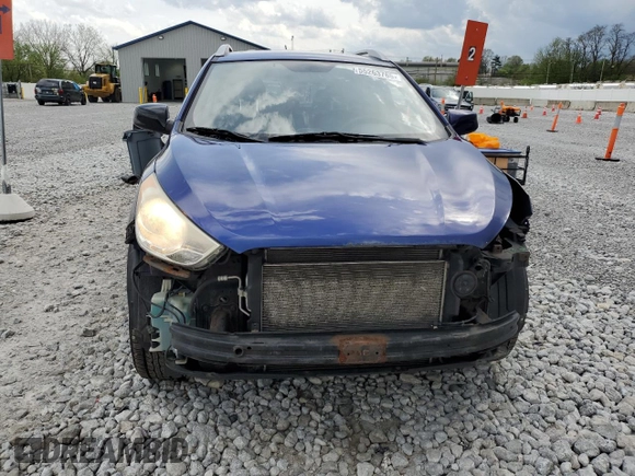 2010 Hyundai Tucson GLS with VIN KM8JU3AC9AU113714, listed as a Copart auction lot 55263765 with 193,175 mi miles and Salvage Title. Bid and sale history available at DreamBid. Image 5.