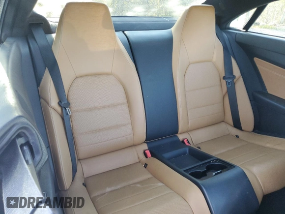 2014 Mercedes-Benz E 350 with VIN WDDKJ8JB7EF253105, listed as a Copart auction lot 54660515 with 189,766 mi miles and Non repairable. Bid and sale history available at DreamBid. Image 10.