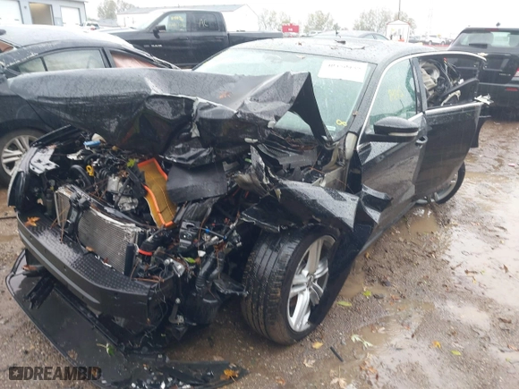 2015 Volkswagen Passat 2.0L TDI SE w/Sunroof with VIN 1VWBV7A30FC066788, listed as a IAAI auction lot 40450455 with 84,245 mi miles. Bid and sale history available at carsss.com. Image 6.