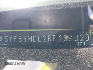 2024 Toyota Corolla LE z VIN 5YFB4MDE2RP107029, wystawiony jako IAAI lot #42585463 z przebiegiem Nie podano mil oraz . Historia ofert i sprzedaży dostępna na DreamBid. Obrazek 9.