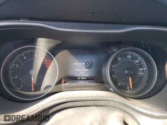 2022 Jeep Cherokee Latitude Lux with VIN 1C4PJMMN1ND535833, listed as a Copart auction lot 80052434 with 19,625 mi miles and Salvage title. Bid and sale history available at DreamBid. Image 9.