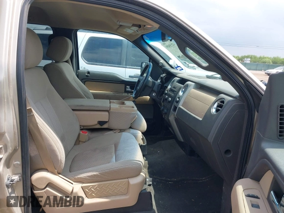 2012 Ford F-150 XL z VIN 1FTFW1CT0CFA56798, wystawiony jako IAAI lot #42155059 z przebiegiem 205 460 mil mil oraz . Historia ofert i sprzedaży dostępna na DreamBid. Obrazek 5.