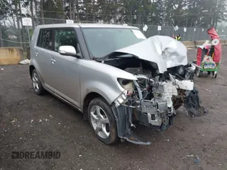 2015 Scion xB with VIN JTLZE4FE6FJ067616, listed as a IAAI auction lot 41372242 with 1 mi miles. Bid and sale history available at carsss.com. Image 1.