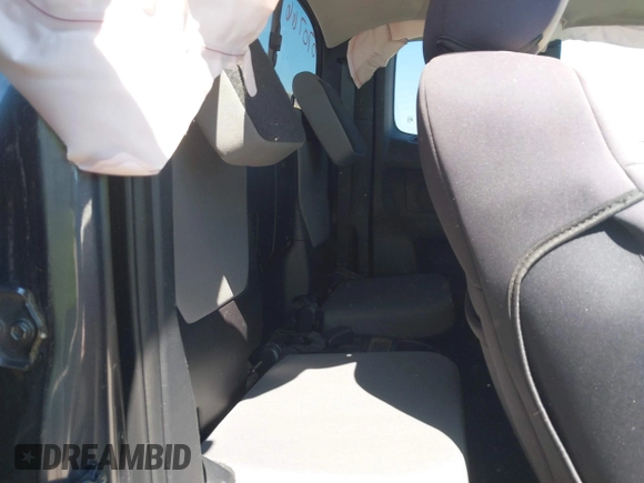 2016 Toyota Tacoma SR with VIN 5TFRX5GN6GX070766, listed as a IAAI auction lot 40461070 with 144,039 mi miles and . Bid and sale history available at DreamBid. Image 8.