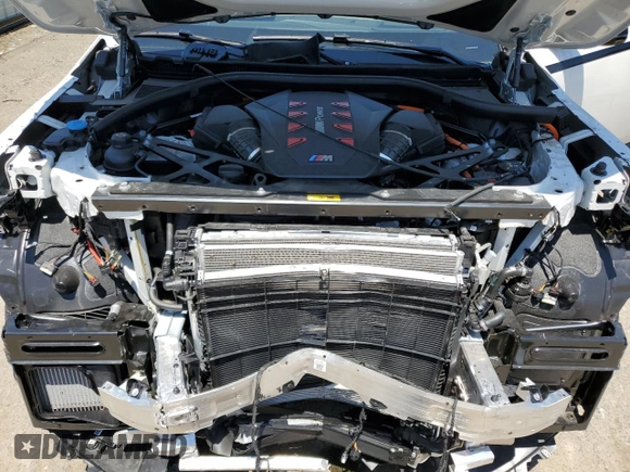 2023 BMW XM z VIN 5YM23CS00P9R52198, wystawiony jako Copart lot #57953684 z przebiegiem 5428 mil mil oraz Szkody całkowita. Historia ofert i sprzedaży dostępna na DreamBid. Obrazek 11.