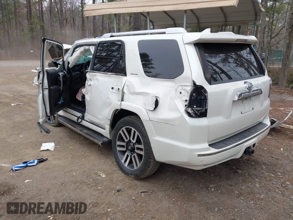 2018 Toyota 4Runner SR5 z VIN JTEBU5JR2J5563719, wystawiony jako IAAI lot #41795840 z przebiegiem Nie podano mil oraz . Historia ofert i sprzedaży dostępna na DreamBid. Obrazek 3.