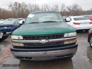 2000 Chevrolet Silverado 1500 LS with VIN 1GCEK14T4YE371140, listed as a IAAI auction lot 41829696 with 182,156 mi miles. Bid and sale history available at carsss.com. Image 13.