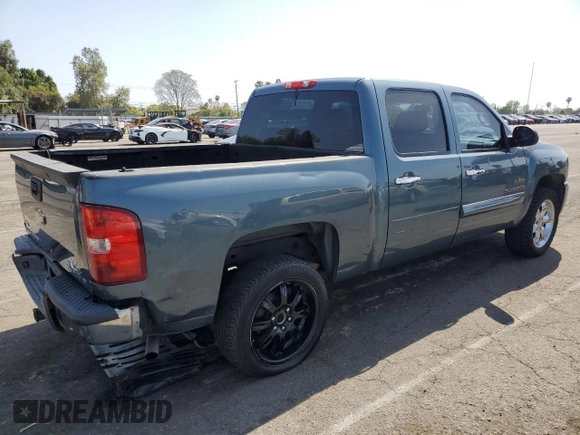 2010 Chevrolet Silverado 1500 LT with VIN 3GCRCSE09AG251406, listed as a Copart auction lot 54136905 with 205,048 mi miles and Clean Title. Bid and sale history available at DreamBid. Image 3.