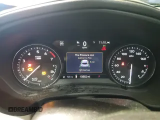 2023 Cadillac XT4 AWD Premium Luxury z VIN 1GYFZDR4XPF109449, wystawiony jako Copart lot #46712405 z przebiegiem 10 882 mil mil oraz Czysty tytuł • Clean title. Historia ofert i sprzedaży dostępna na DreamBid. Obrazek 9.