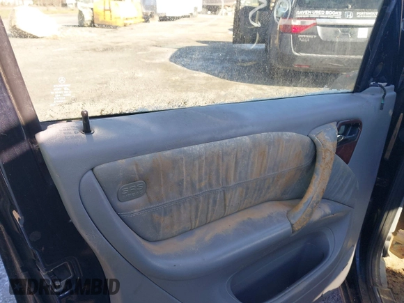 2003 Mercedes-Benz M 350 с VIN 4JGAB57E23A450868, выставлен на аукционе IAAI как лот 41983681 с пробегом 125 468 миль миль и . История ставок и продаж доступна на DreamBid. Изображение 12.