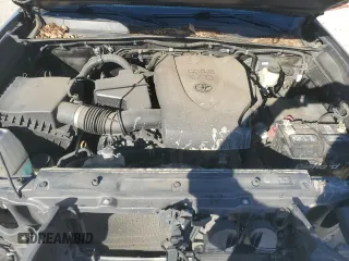 2017 Toyota Tacoma SR5 with VIN 5TFDZ5BN6HX019524, listed as a Copart auction lot 45685035 with 127,665 mi miles and Clean Title. Bid and sale history available at DreamBid. Image 12.