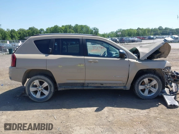 2017 Jeep Compass Sport SE z VIN 1C4NJDBB1HD177962, wystawiony jako IAAI lot #42567966 z przebiegiem 100 418 mil mil oraz . Historia ofert i sprzedaży dostępna na DreamBid. Obrazek 13.