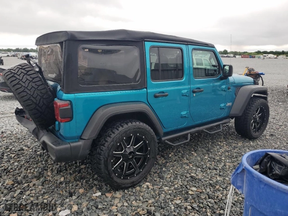 2020 Jeep Wrangler Unlimited Sport Altitude with VIN 1C4HJXDG7LW201640, listed as a Copart auction lot 52312435 with 40,311 mi miles and Salvage Title. Bid and sale history available at carsss.com. Image 3.