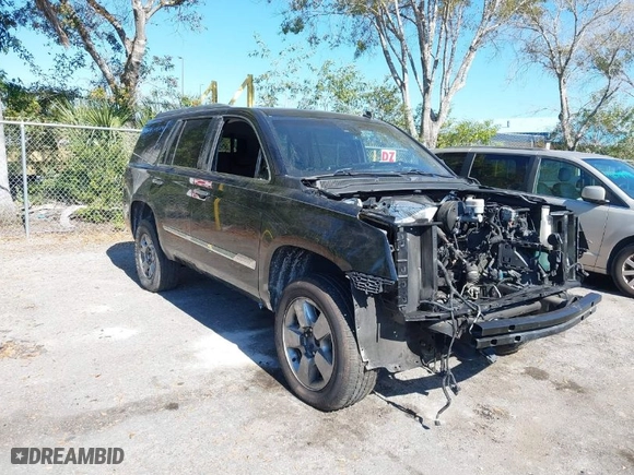 2015 Cadillac Escalade Premium with VIN 1GYS4CKJ2FR221778, listed as a IAAI auction lot 41041208 with 1 mi miles. Bid and sale history available at carsss.com. Image 1.