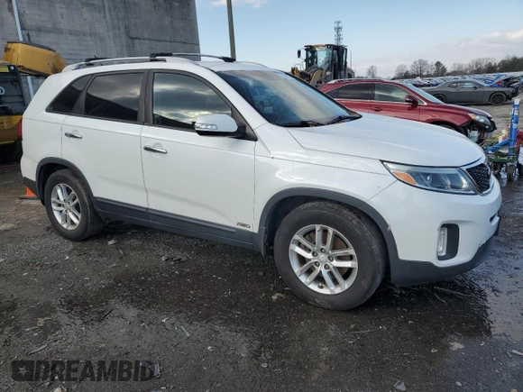 2014 Kia Sorento LX with VIN 5XYKTDA71EG474253, listed as a Copart auction lot 43668595 with 162,981 mi miles and Clean Title. Bid and sale history available at carsss.com. Image 4.