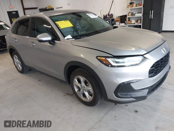 2024 Honda HR-V LX with VIN 3CZRZ1H34RM743881, listed as a IAAI auction lot 41373734 with 18,362 mi miles. Bid and sale history available at carsss.com. Image 1.
