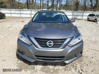 2018 Nissan Altima 2.5 SR with VIN 1N4AL3AP5JC258075, listed as a Copart auction lot 50402035 with 105,840 mi miles and Salvage Title. Bid and sale history available at carsss.com. Image 5.